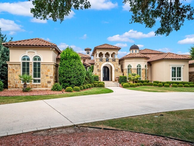 Primary Photo - 202 Wellesley Loop