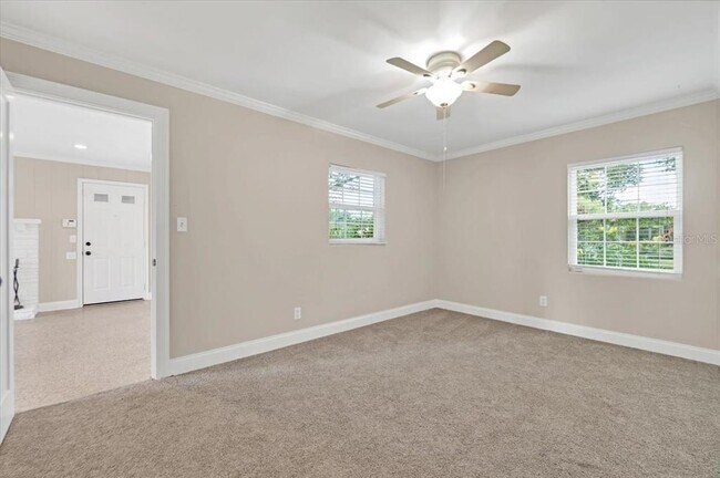 Building Photo - 2328 Woodbine Ave