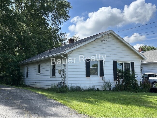 Building Photo - 186-190 Sharon Avenue