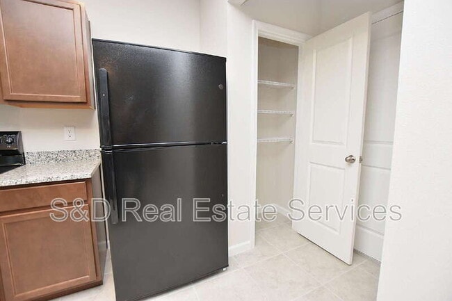 Building Photo - 622 Manchester Path