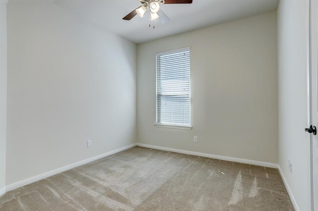 Building Photo - 2614 Morning Meadow Dr