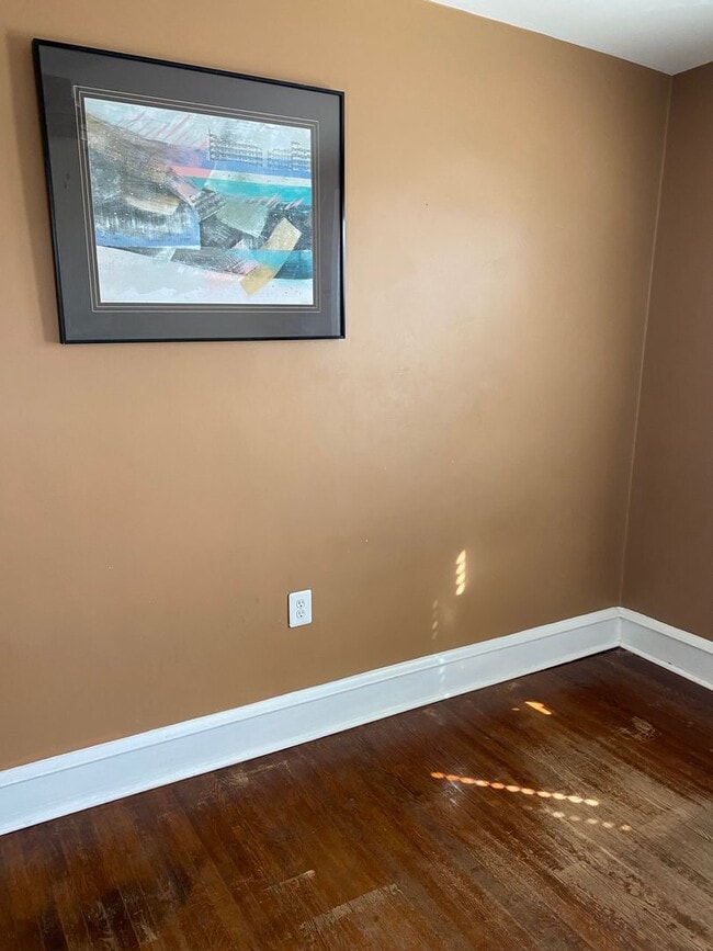 Building Photo - Now Available-3 Bedroom Norristown Rental!
