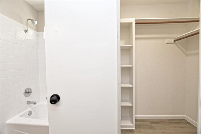Building Photo - 14407 Citron Cove