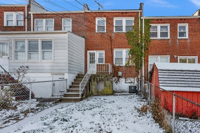 Building Photo - Charming 3-Bedroom Home with 1.5 Baths