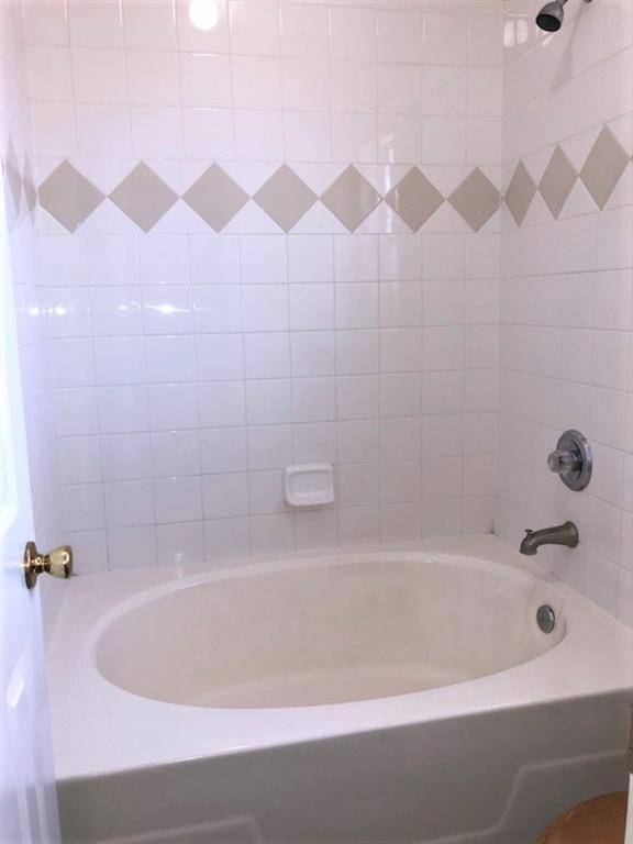Building Photo - 3052 Tierra Humeda Dr
