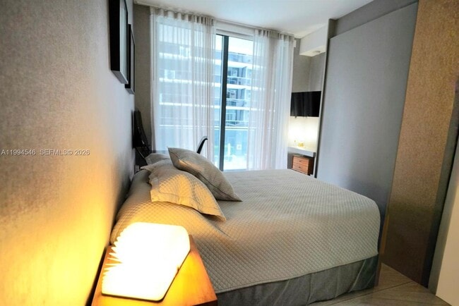 Building Photo - 55 SW 9th St