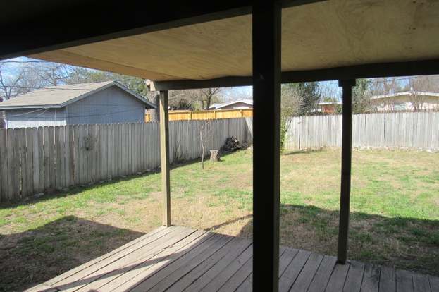 Building Photo - 231 Shady Rill