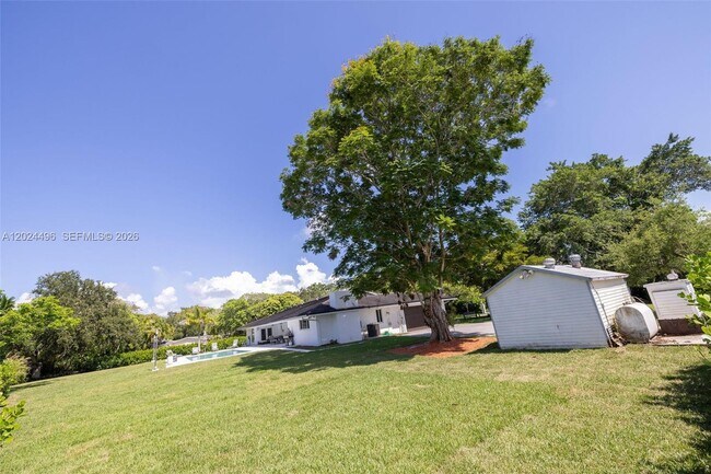 Building Photo - 6875 N Cartee Rd