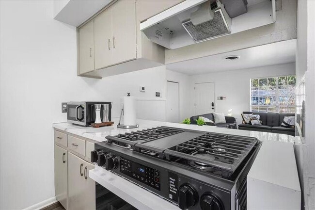 Building Photo - 3007 Burning Oak Dr