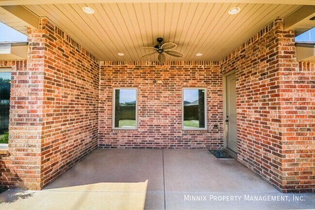 Building Photo - 2023 88th St