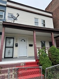 Building Photo - 157 Pierson St