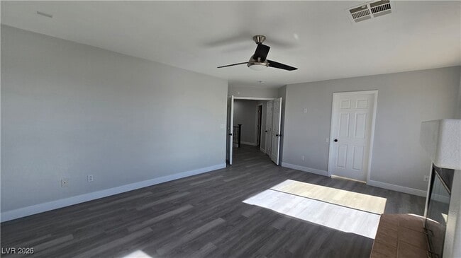 Building Photo - 8445 Montana Stream Ave