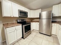 Building Photo - 1164 Mulberry Ave