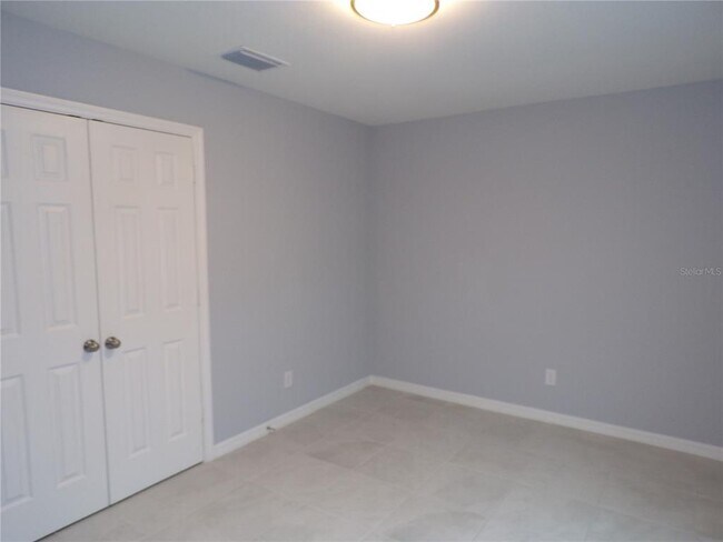 Building Photo - 25583 Deep Creek Blvd