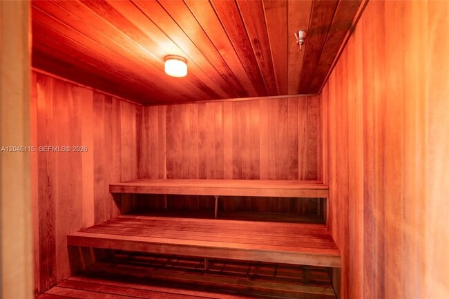 Building Photo - 5757 Collins Ave
