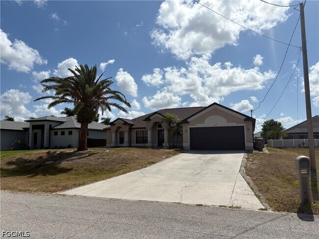 Building Photo - 421 NW 36th Ave