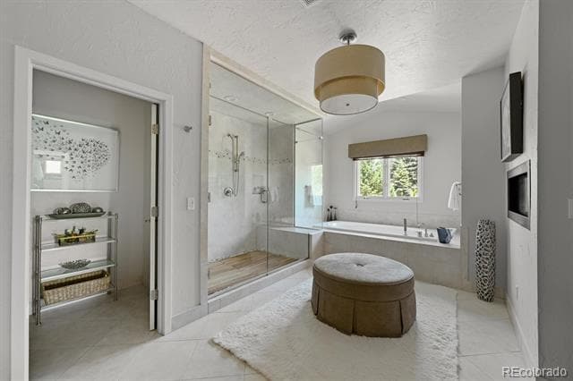 Building Photo - 4181 S Ivy Ln