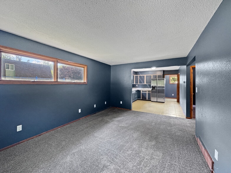 Building Photo - 309 23rd St S