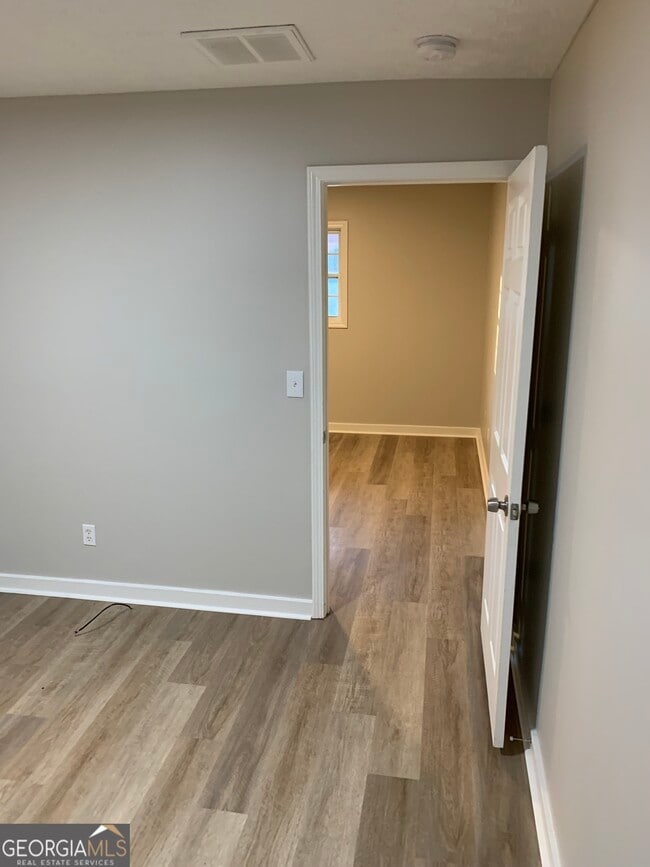 Building Photo - 7181 Puckett St SW