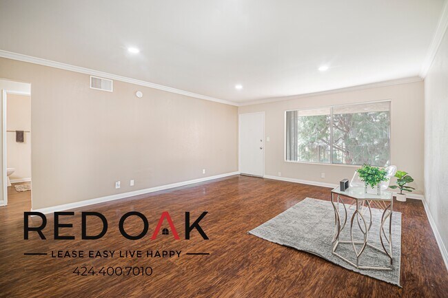 Building Photo - 861 Glencliff St