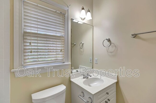 Building Photo - 1432 Shell Fish Ct