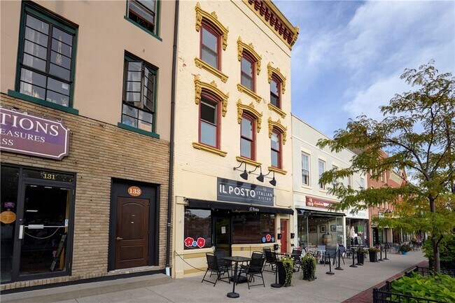 Building Photo - 137 S Main St