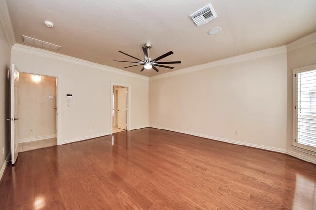 Building Photo - 14207 Jade Cove Dr