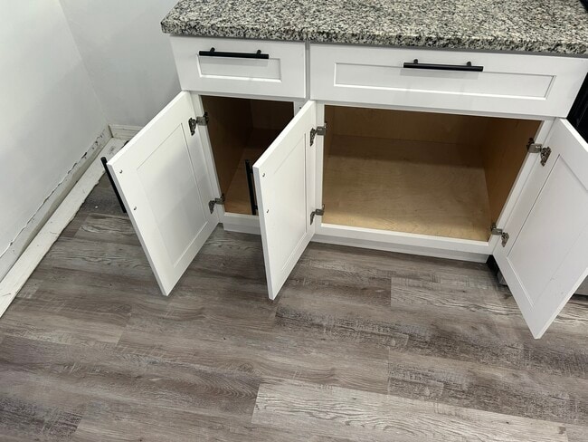 Building Photo - 3980 Crayrich Cir