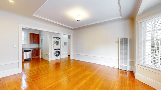 Building Photo - 3474 17th St