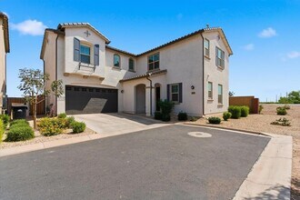 Building Photo - 5935 S Coyote Canyon