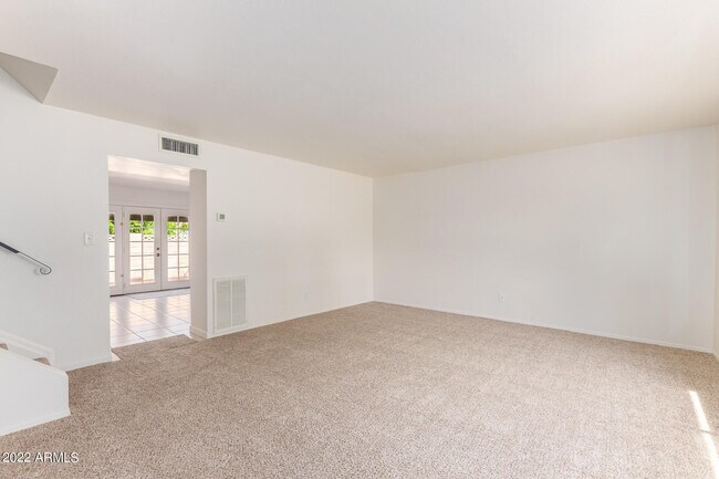 Building Photo - 8548 E McDonald Dr
