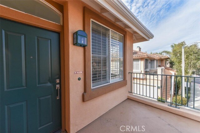 Building Photo - 3400 Ladrillo Aisle
