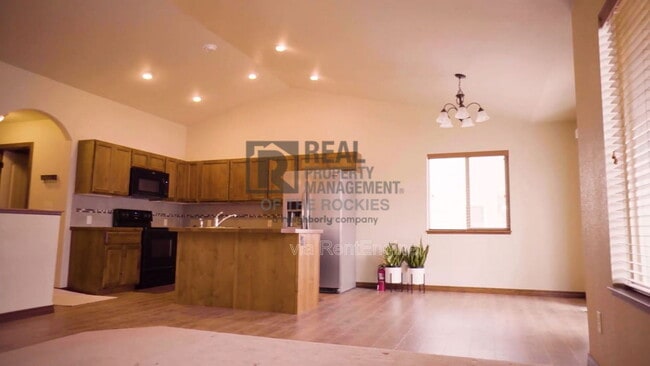 Building Photo - 6837 Langland St