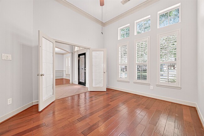 Building Photo - 3427 Lakeridge Canyon Dr