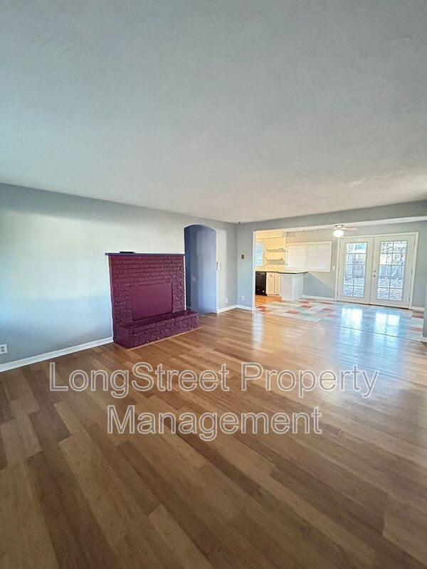 Building Photo - 2872 SE Linda St