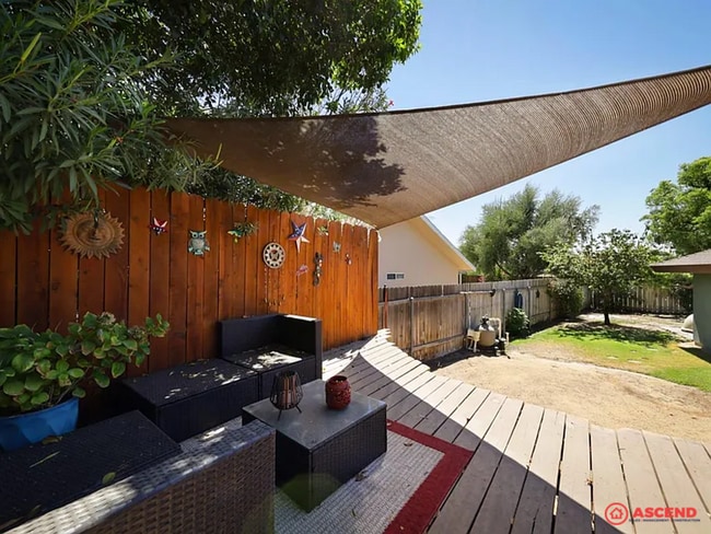 Building Photo - Captivating Home Near Highland Highschool!