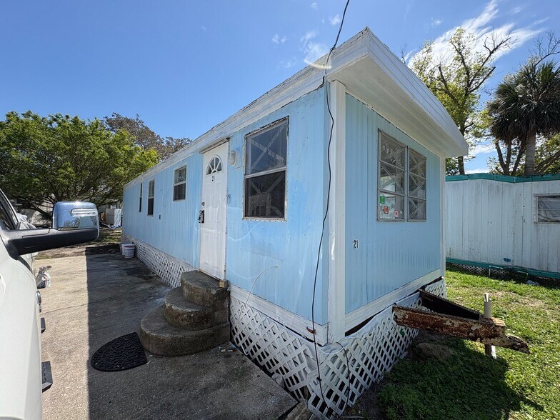 Building Photo - 767 Espanola Ave