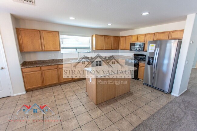 Building Photo - 40510 W Hayden Dr