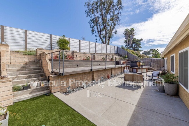 Building Photo - 4976 Tyler St