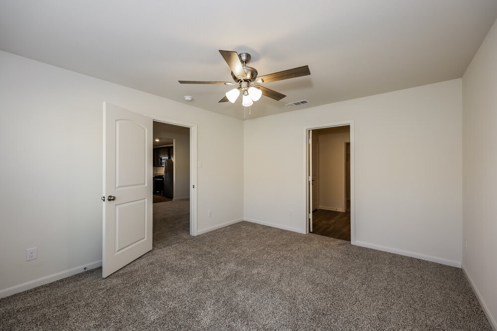 Building Photo - 1313 Redpine Dr