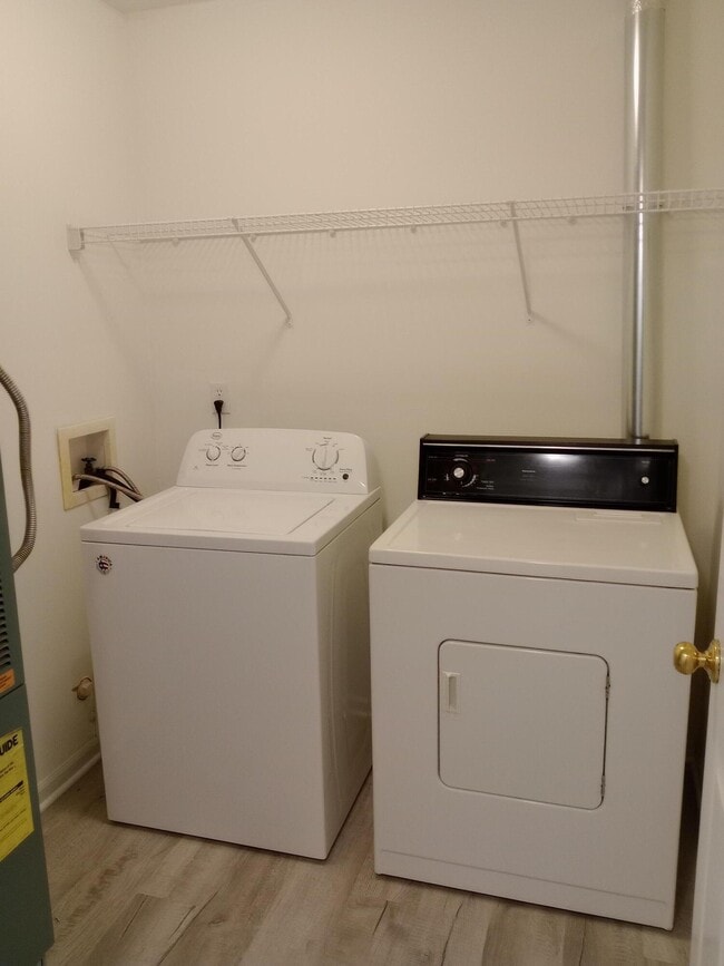 Building Photo - 5015 CARRIE RIDGE Dr