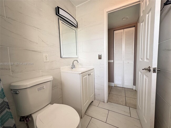 Building Photo - 9453 SW 76th St