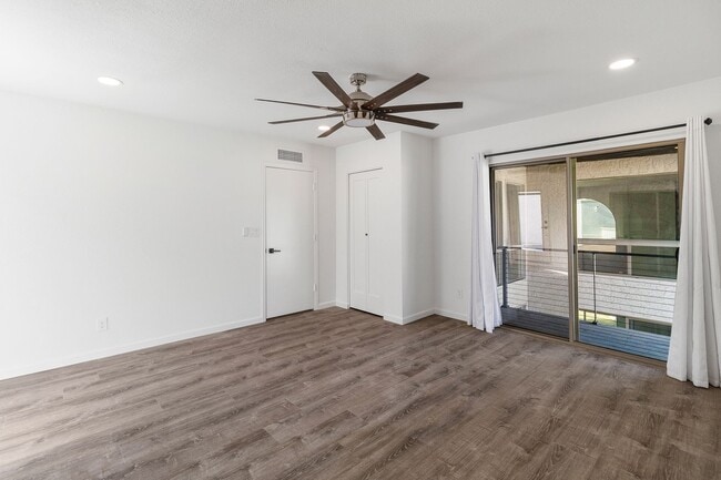 Building Photo - Luxury Living in the Heart of McCormick Ranch!