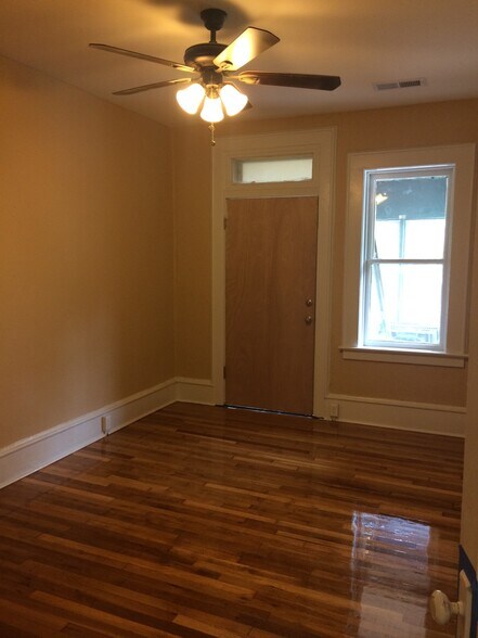 Building Photo - 719 Westgate Ave