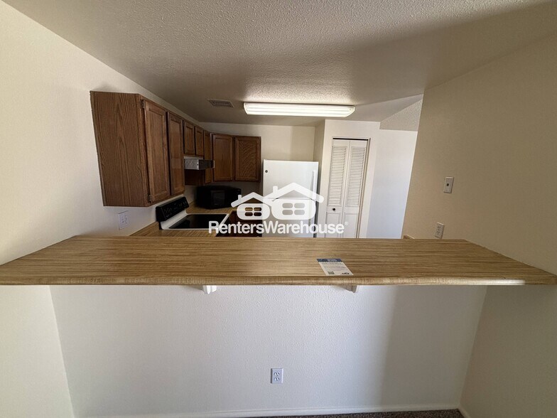 Building Photo - 2126 N Villas Ln