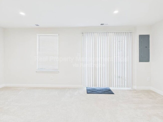 Building Photo - 118 Pocosin Path