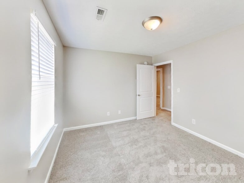 Building Photo - 1068 Woodall Rd