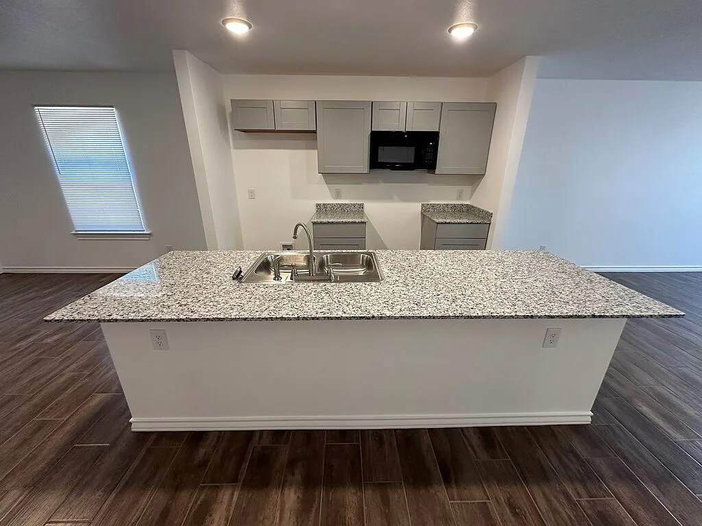 Building Photo - 3504 S County Road 1307 1/2