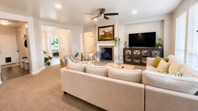 Building Photo - Spacious Family Home with 3-Car Garage & Fully Fenced Backyard in Nampa