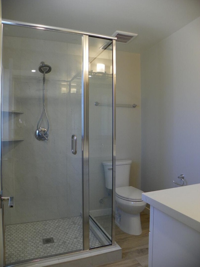 Building Photo - 8337 E Meadowbrook Ave